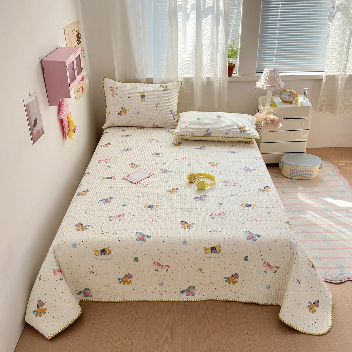 91家纺网 家纺一手货源 找家纺 妮可 2026新款贝壳边双面全棉床盖四件套 快乐小马