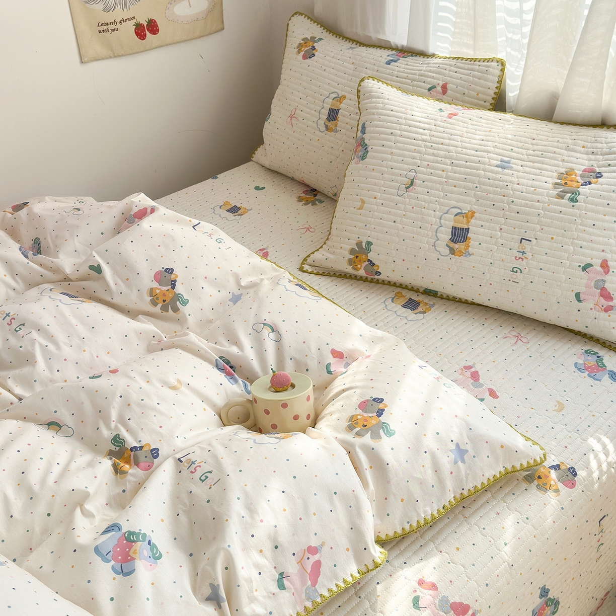 91家纺网 家纺一手货源 找家纺 妮可 2026新款贝壳边双面全棉床盖四件套 快乐小马