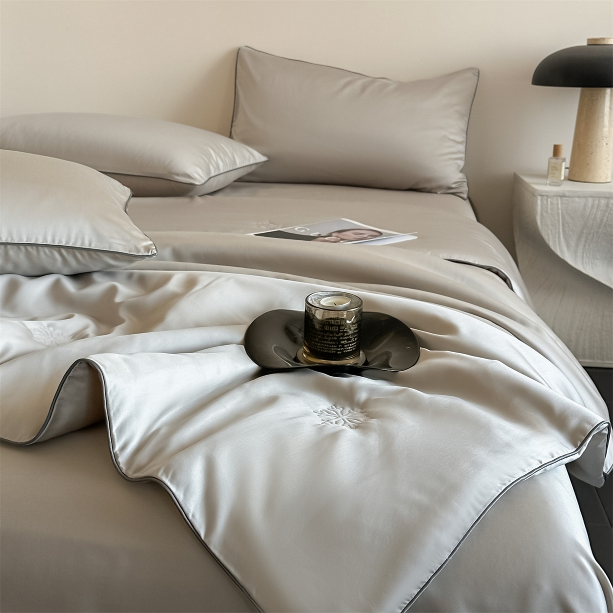 91家纺网 家纺一手货源 找家纺 无界 2026新款水洗真丝夏被-麻绳雪花绗缝-伊芙琳 伊芙琳 冰川灰