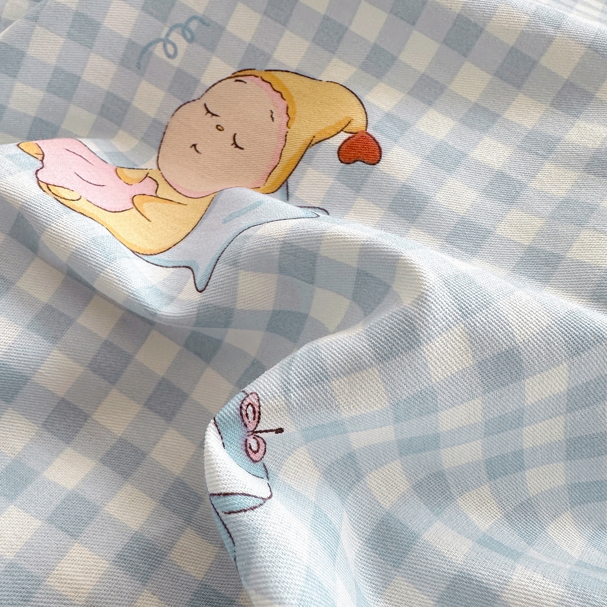 91家纺网 家纺一手货源 找家纺 妮可 2026新款贝壳边双面全棉床盖四件套 蓝格星星仔