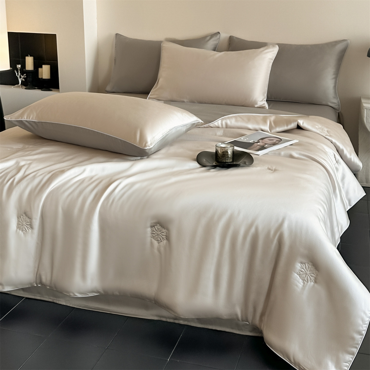 91家纺网 家纺一手货源 找家纺 无界 2026新款水洗真丝夏被-麻绳雪花绗缝-伊芙琳 伊芙琳 浅茶+冰川灰