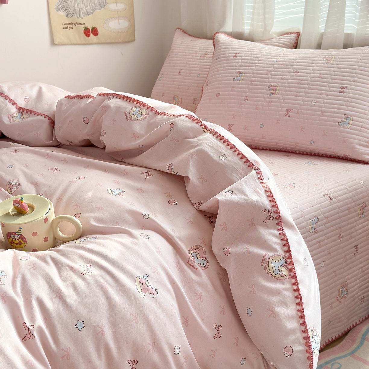 91家纺网 家纺一手货源 找家纺 妮可 2026新款贝壳边双面全棉床盖四件套 浪漫满屋