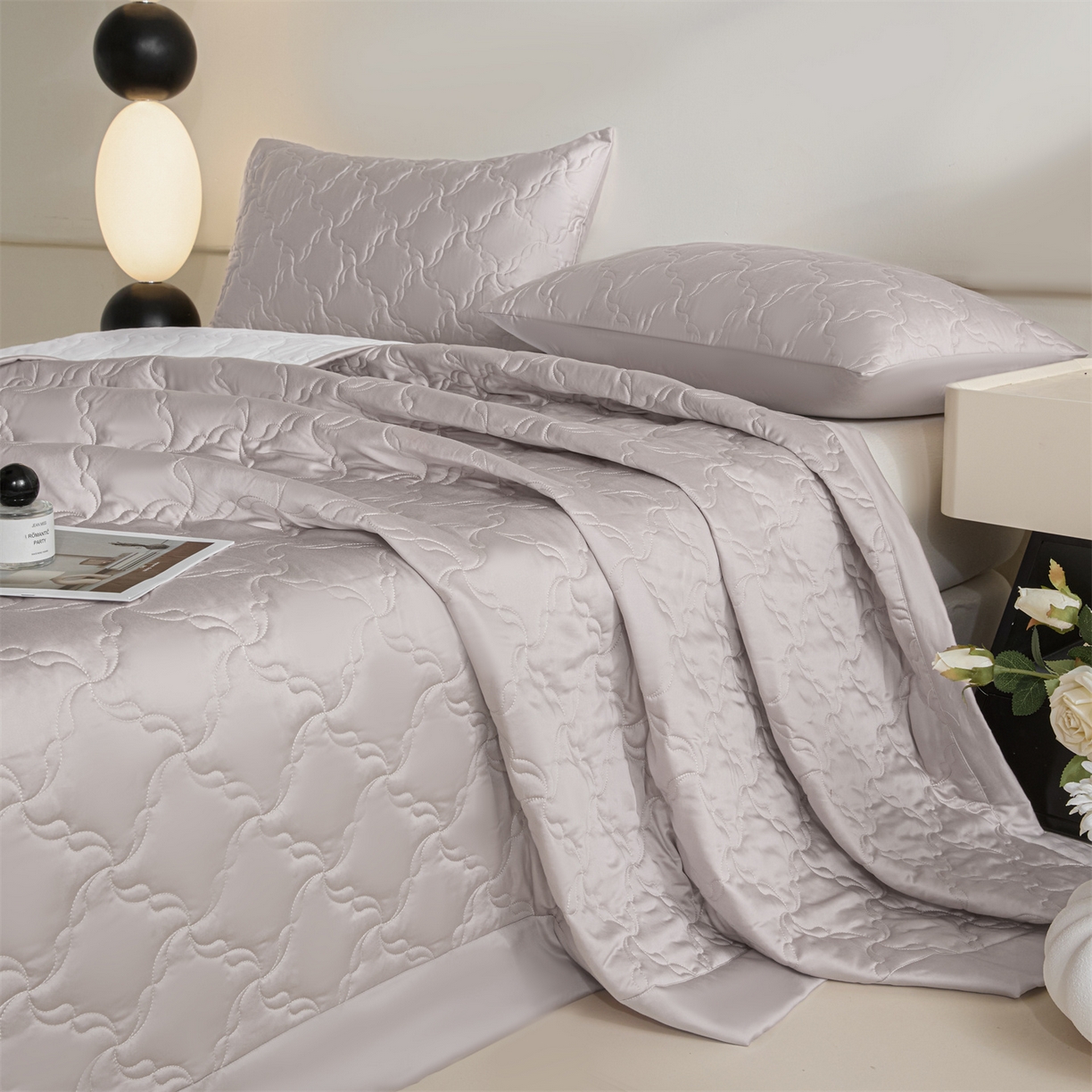 91家纺网 家纺一手货源 找家纺 DC 2026新款莱赛尔天丝夹棉螺旋方格绗缝单品床盖 水雾紫