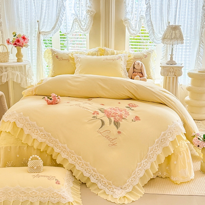 91家纺网 家纺一手货源 找家纺 苏米娜家纺SUMINA 2026韩版亲肤水洗棉公主风床盖款系列-花涧绣梦 花涧绣梦-柠檬黄