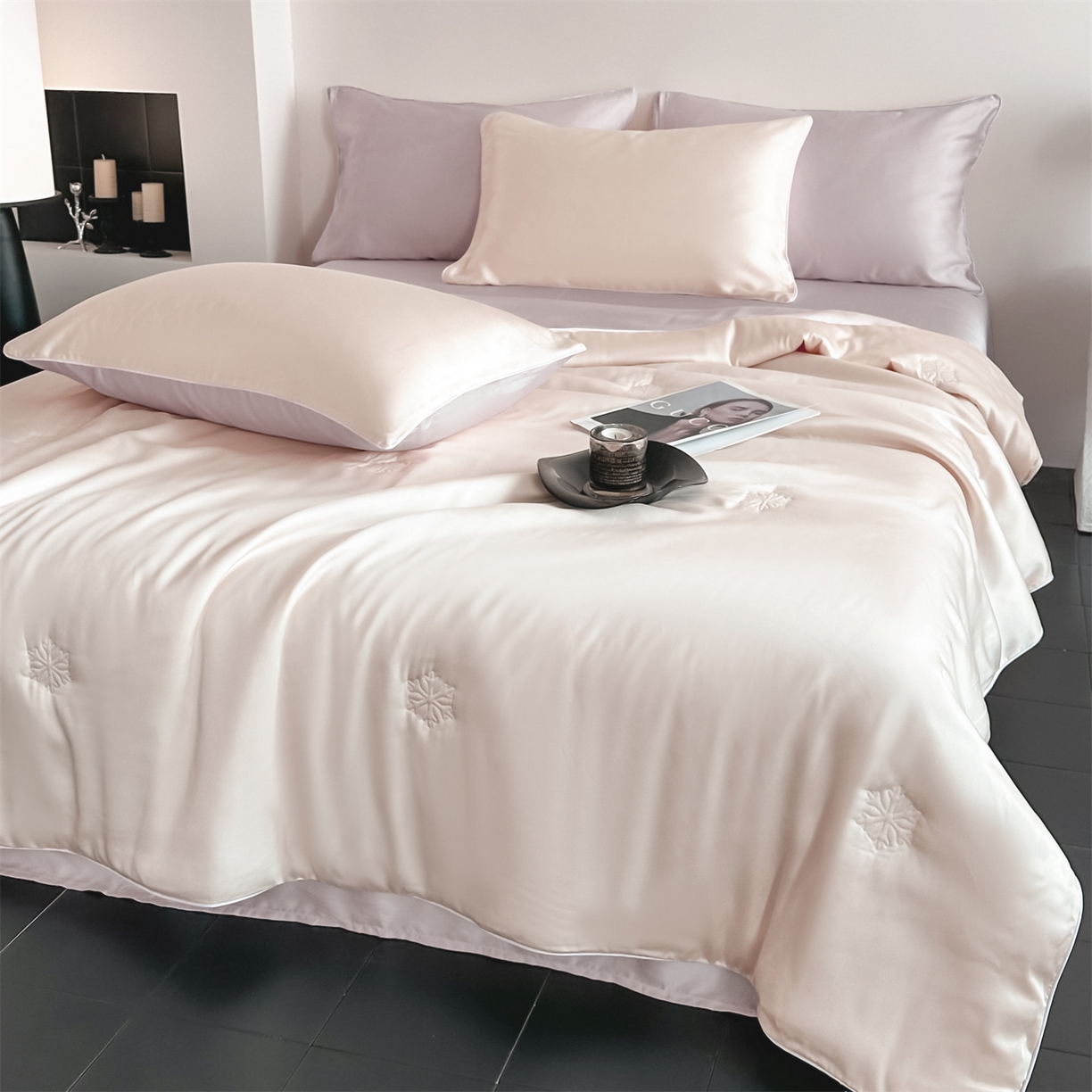 91家纺网 家纺一手货源 找家纺 无界 2026新款水洗真丝夏被-麻绳雪花绗缝-伊芙琳 伊芙琳 杏白+素粉