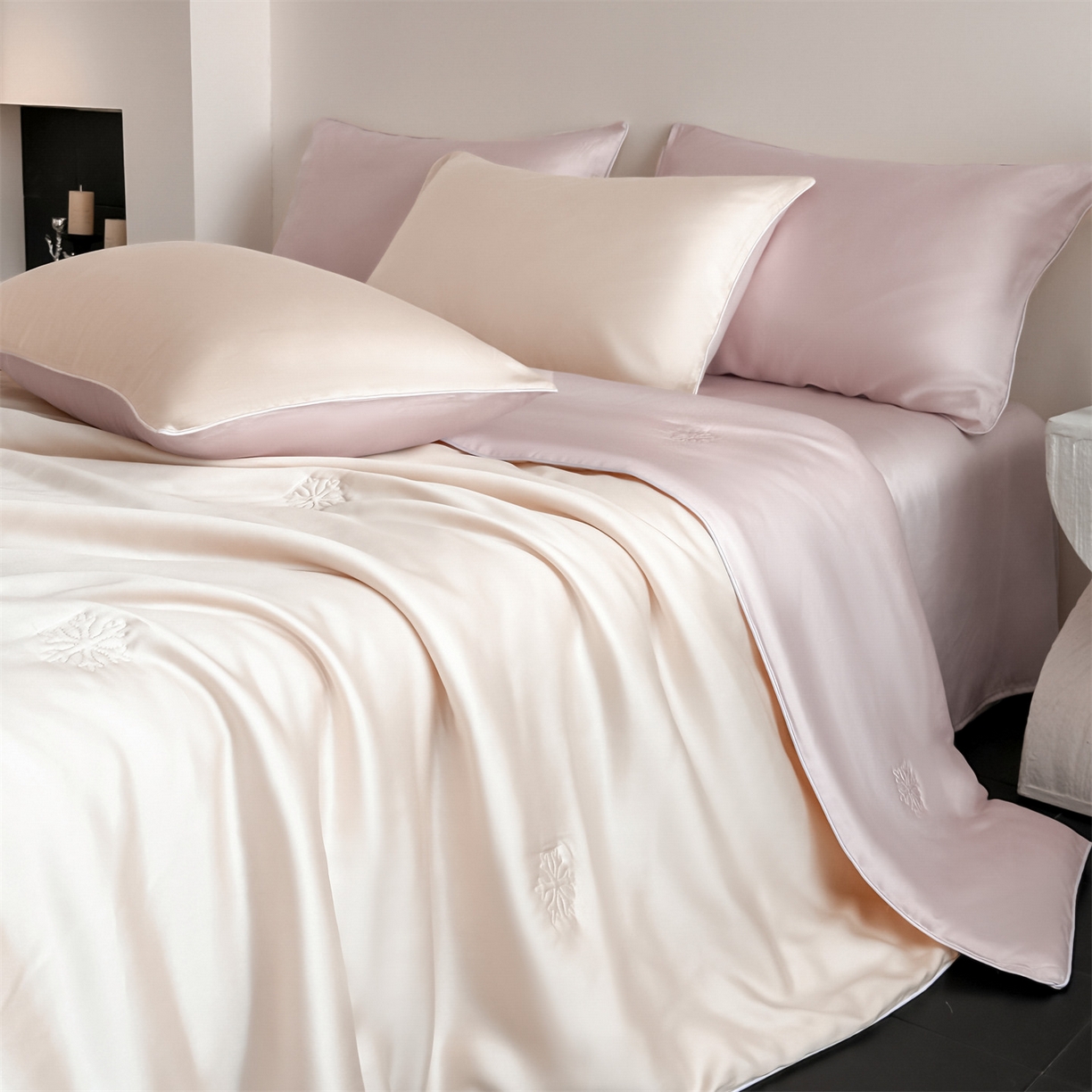 91家纺网 家纺一手货源 找家纺 无界 2026新款水洗真丝夏被-麻绳雪花绗缝-伊芙琳 伊芙琳 杏白+素粉