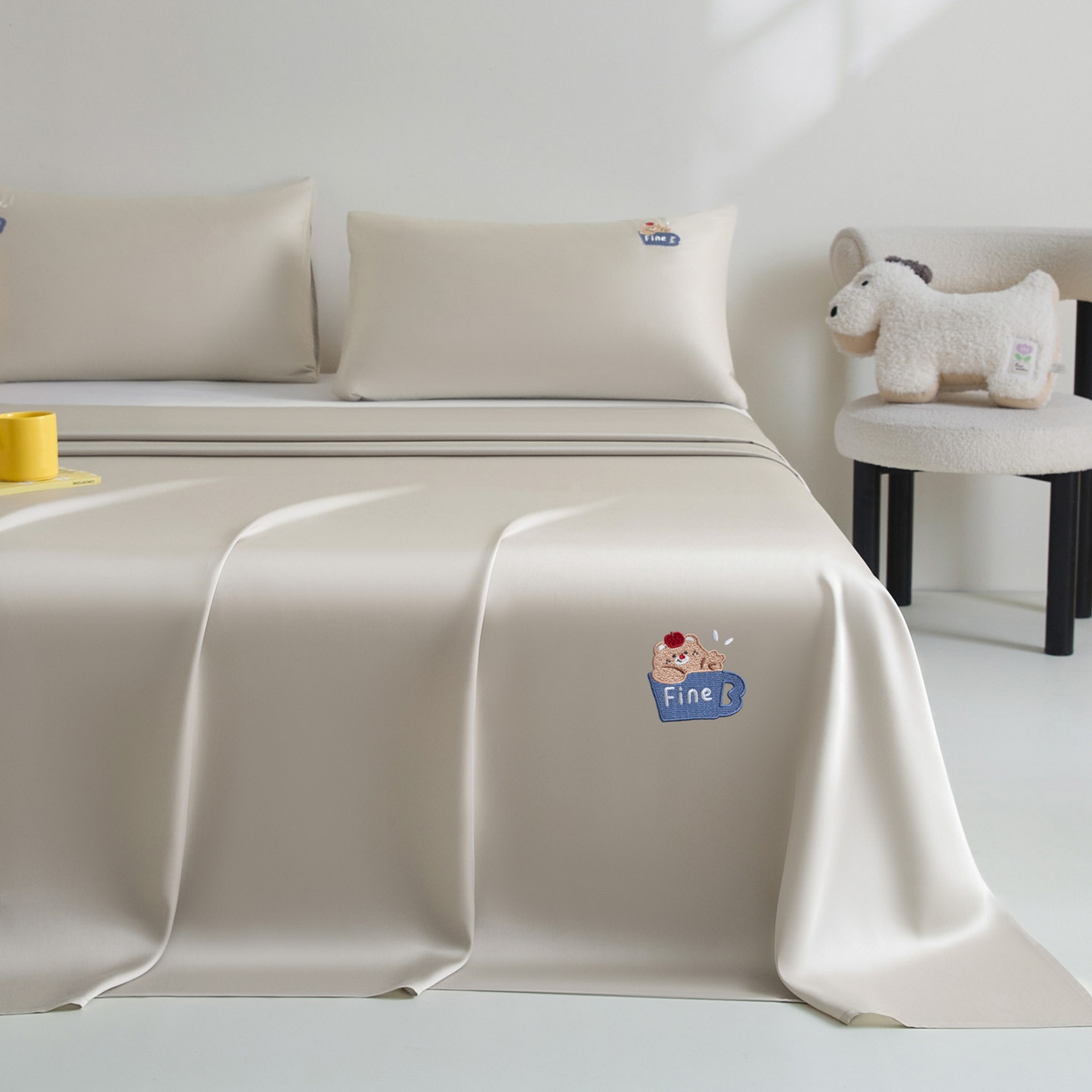 91家纺网 家纺一手货源 找家纺 DC 2026新款莱赛尔天丝卡通刺绣单品床单 冰川灰