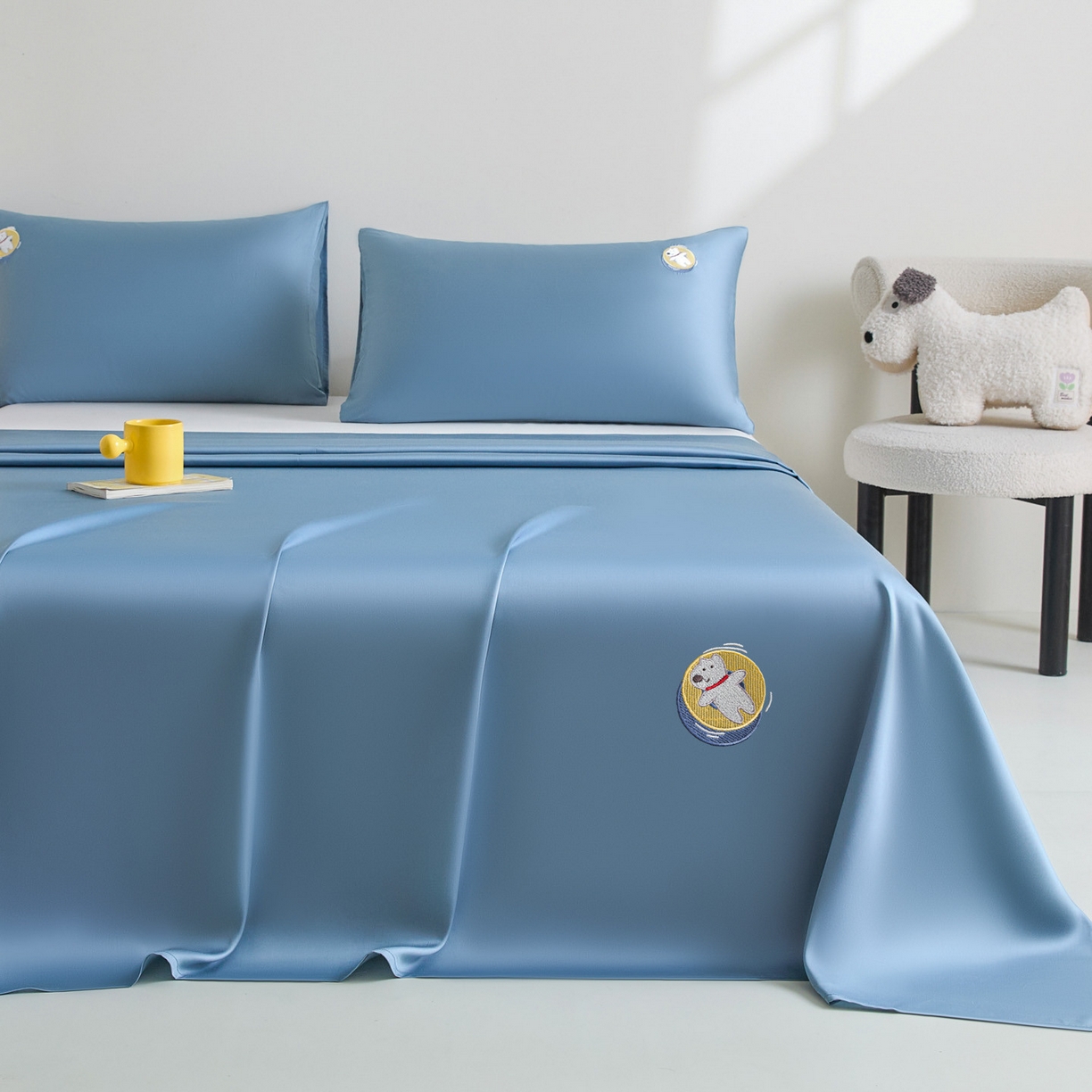 91家纺网 家纺一手货源 找家纺 DC 2026新款莱赛尔天丝卡通刺绣单品床单 梵高蓝