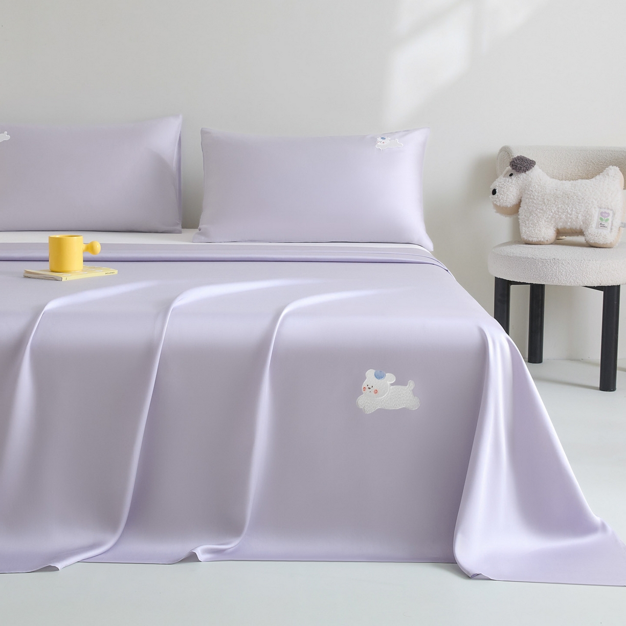 91家纺网 家纺一手货源 找家纺 DC 2026新款莱赛尔天丝卡通刺绣单品床单 风信紫