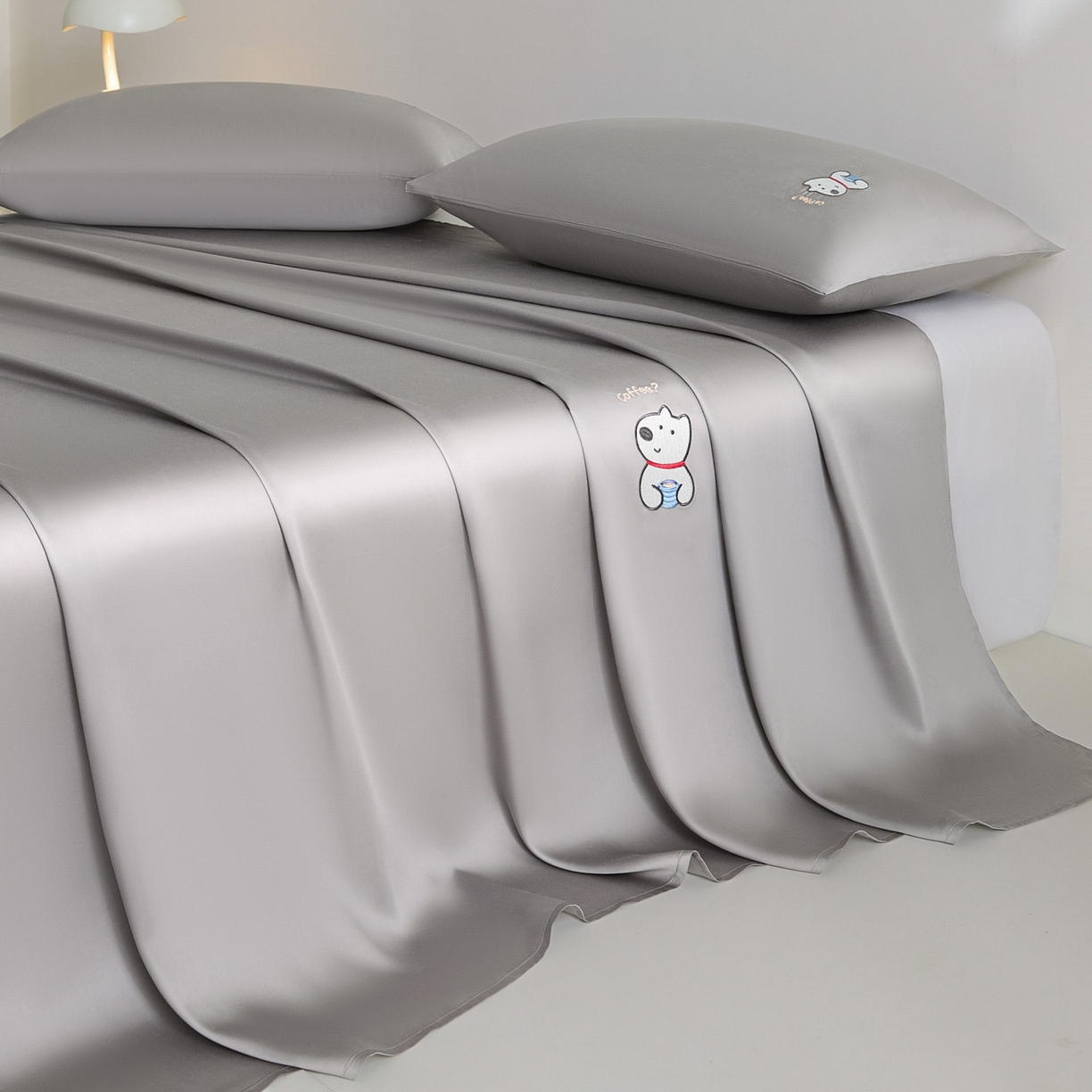 91家纺网 家纺一手货源 找家纺 DC 2026新款莱赛尔天丝卡通刺绣单品床单 经典灰