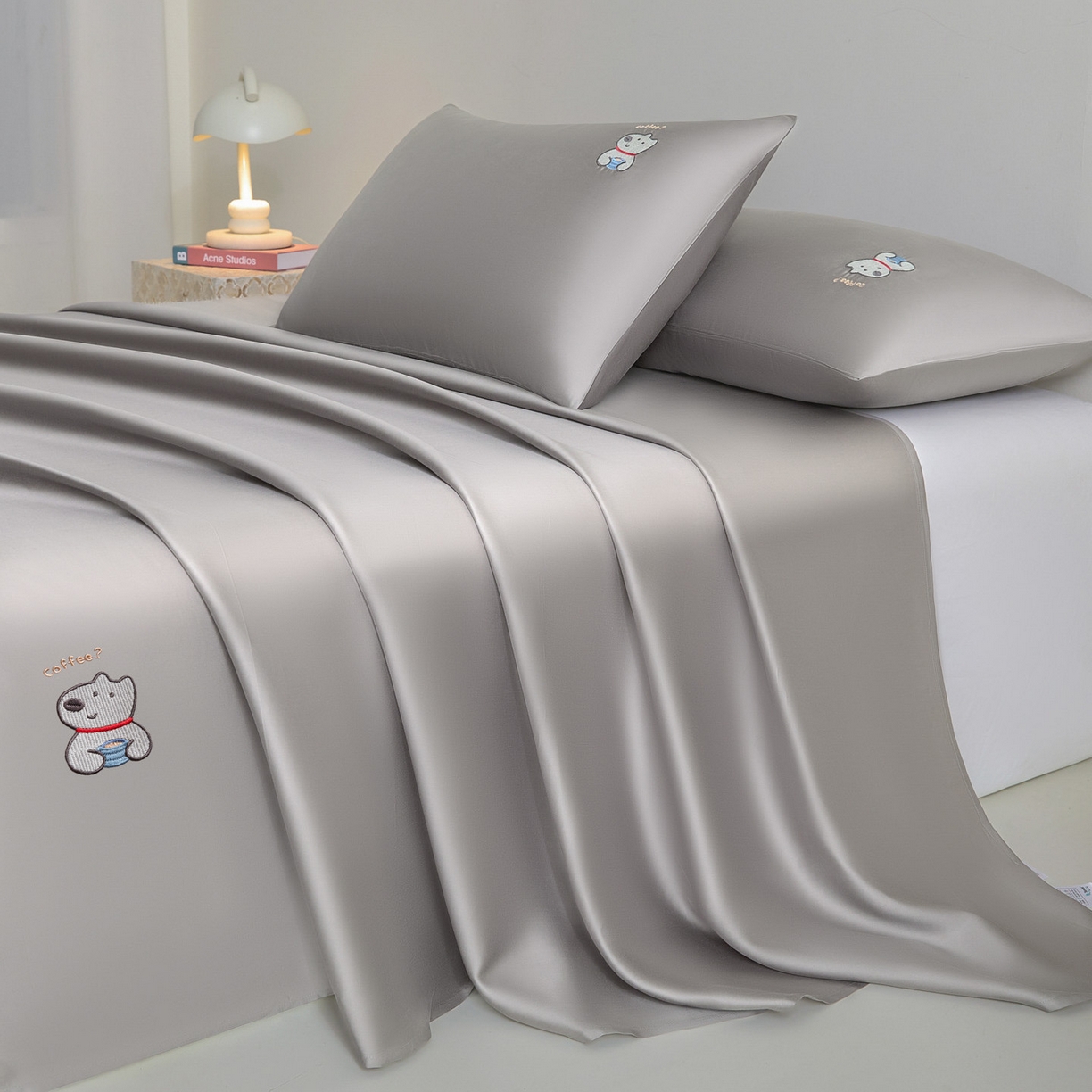 91家纺网 家纺一手货源 找家纺 DC 2026新款莱赛尔天丝卡通刺绣单品床单 经典灰