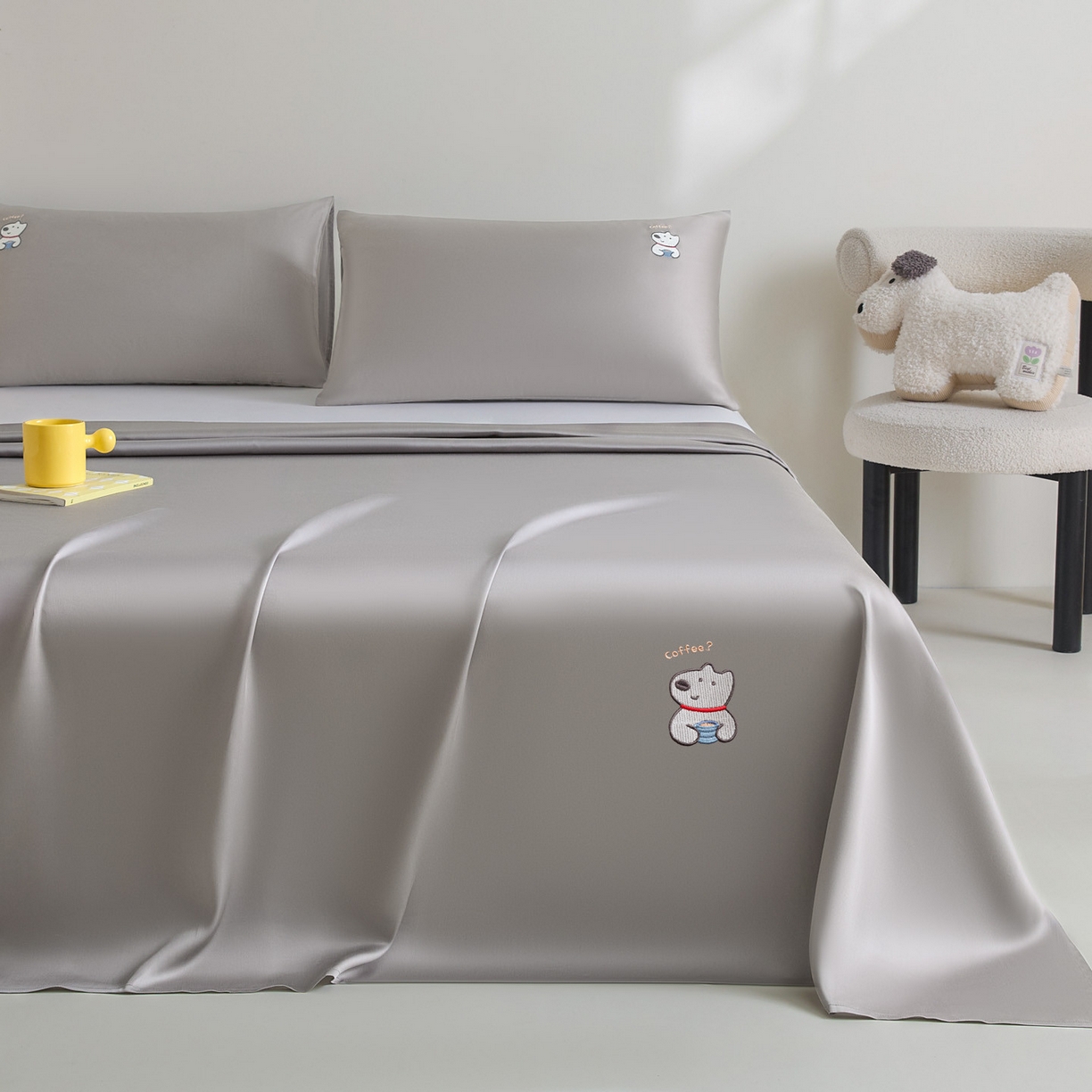 91家纺网 家纺一手货源 找家纺 DC 2026新款莱赛尔天丝卡通刺绣单品床单 经典灰