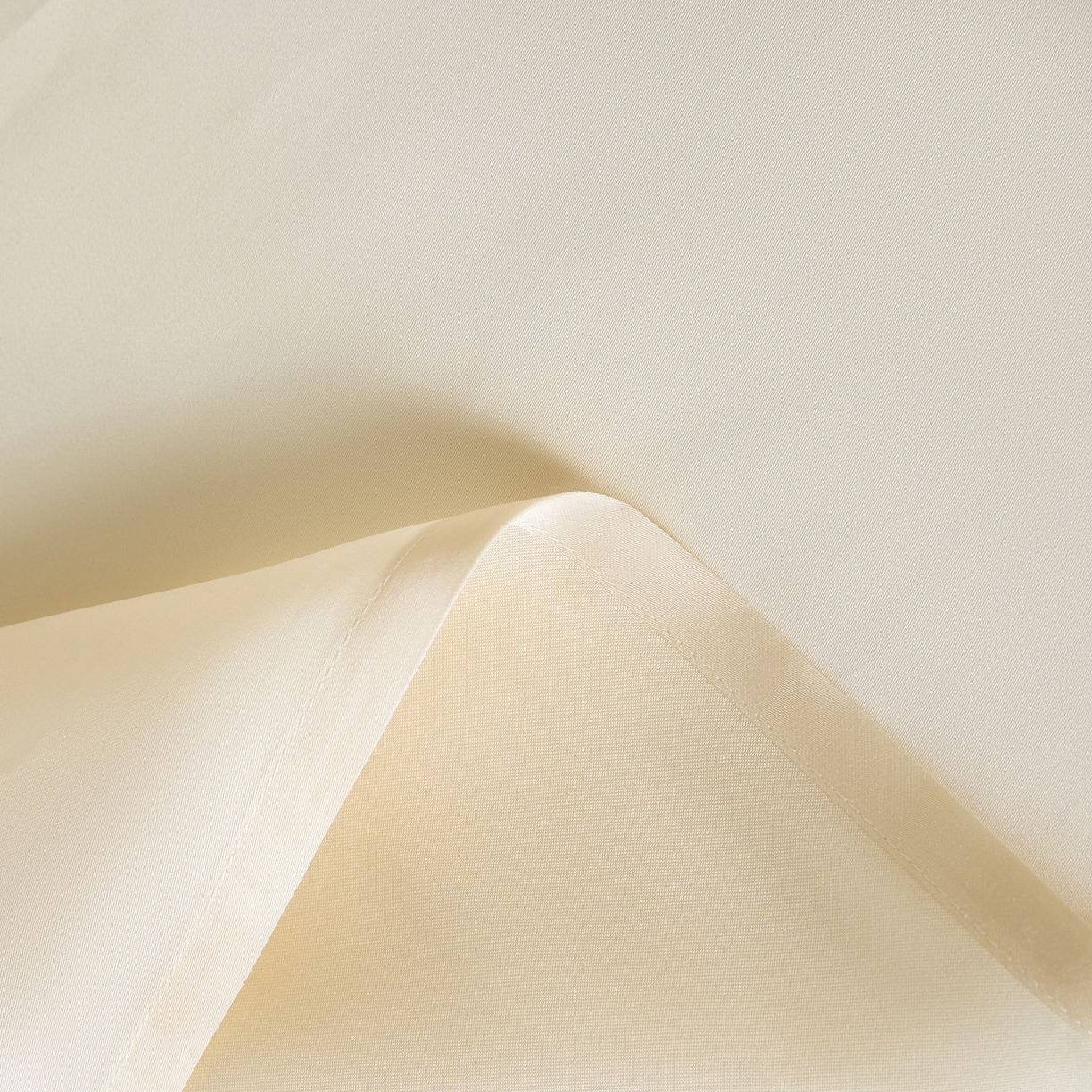 91家纺网 家纺一手货源 找家纺 DC 2026新款莱赛尔天丝卡通刺绣单品床单 元气白桃