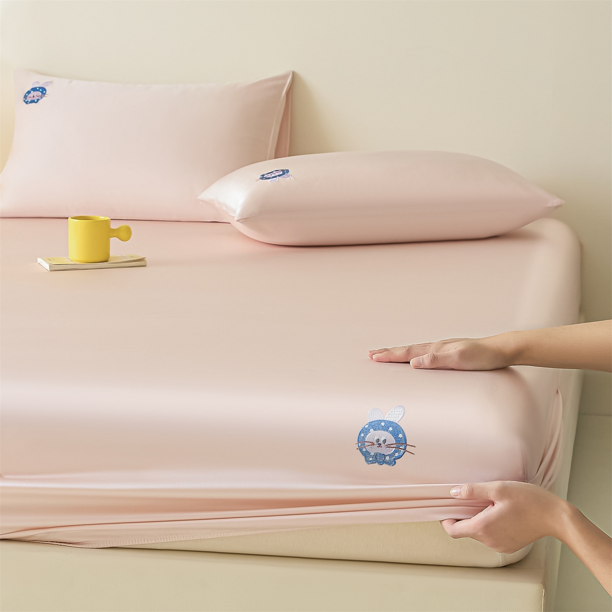 91家纺网 家纺一手货源 找家纺 （总）DC 2026新款莱赛尔天丝卡通刺绣单品床笠