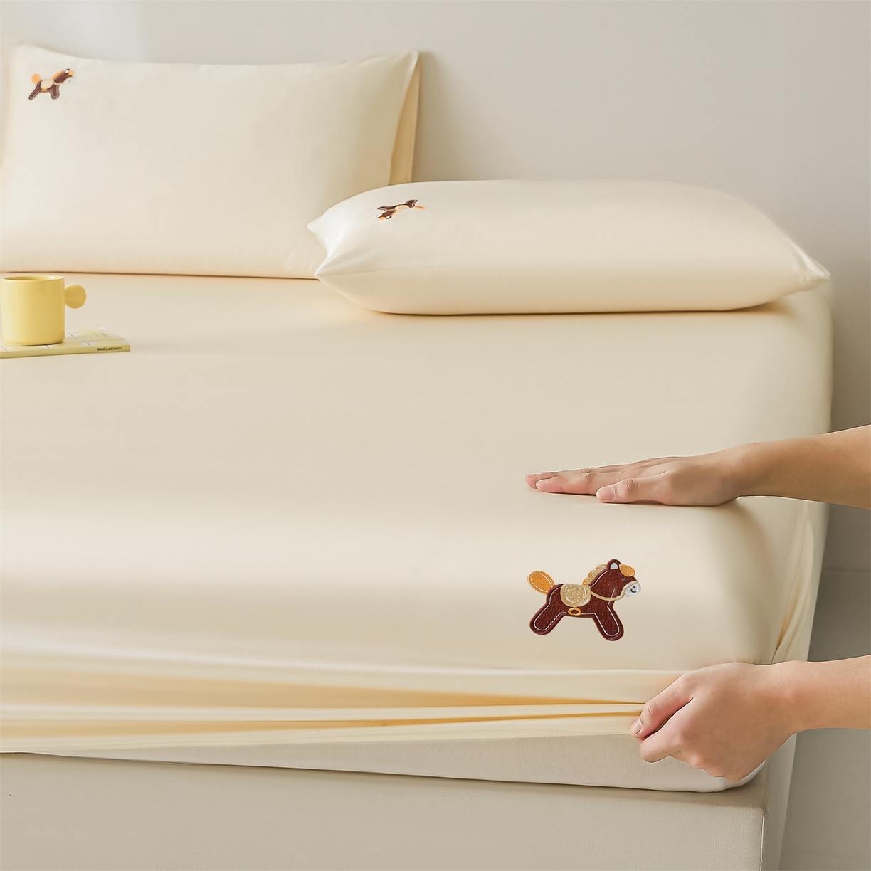 91家纺网 家纺一手货源 找家纺 （总）DC 2026新款莱赛尔天丝卡通刺绣单品床笠