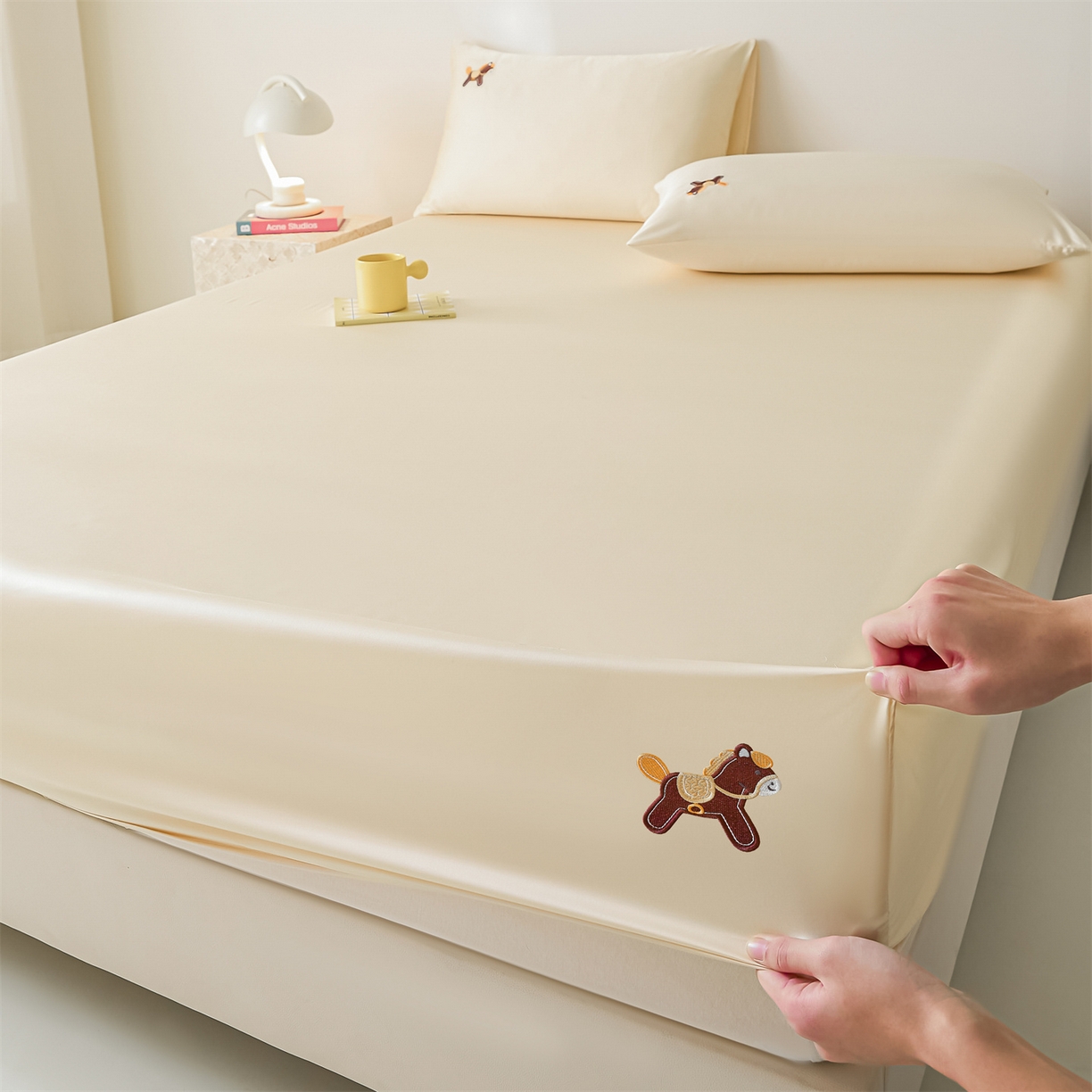 91家纺网 家纺一手货源 找家纺 （总）DC 2026新款莱赛尔天丝卡通刺绣单品床笠