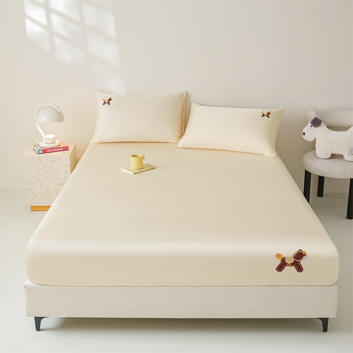 91家纺网 家纺一手货源 找家纺 （总）DC 2026新款莱赛尔天丝卡通刺绣单品床笠