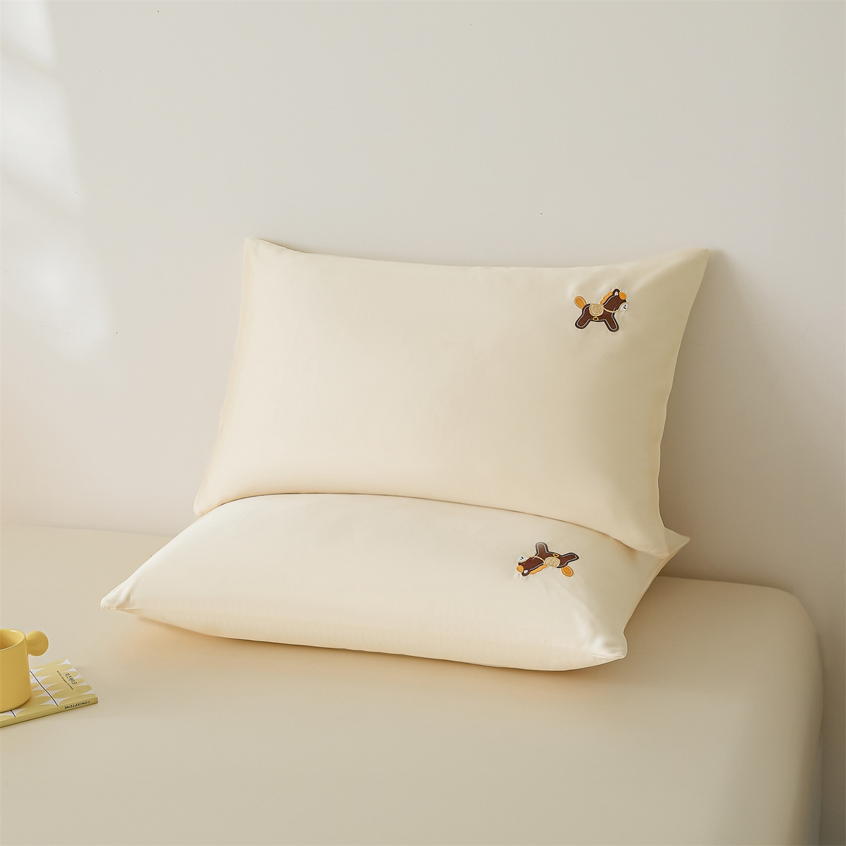 91家纺网 家纺一手货源 找家纺 DC 2026新款莱赛尔天丝卡通刺绣单品床笠 元气白桃