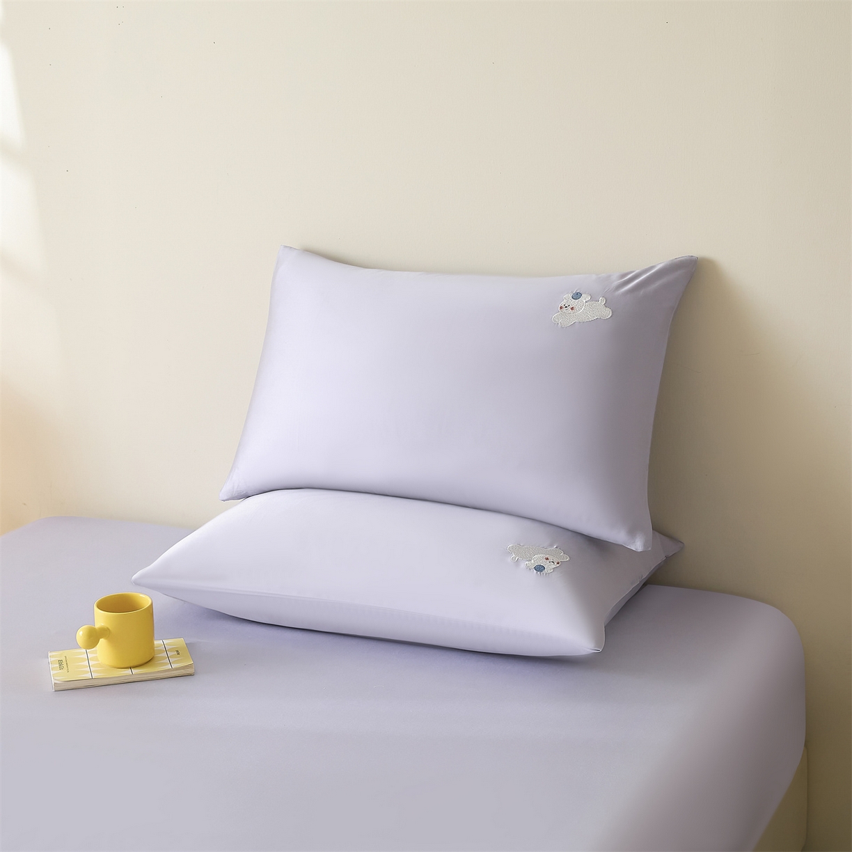 91家纺网 家纺一手货源 找家纺 DC 2026新款莱赛尔天丝卡通刺绣单品床笠 风信紫