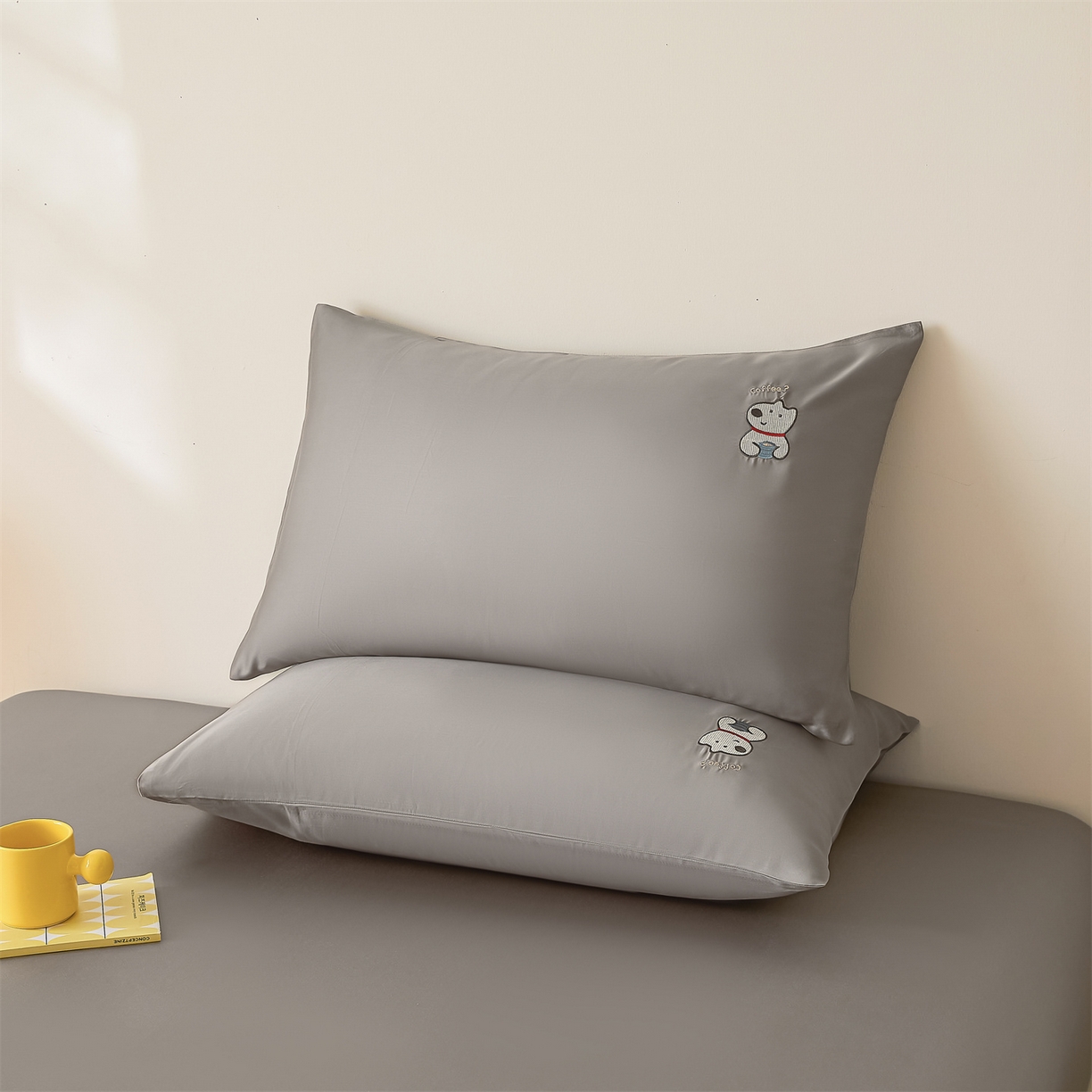 91家纺网 家纺一手货源 找家纺 DC 2026新款莱赛尔天丝卡通刺绣单品床笠 经典灰