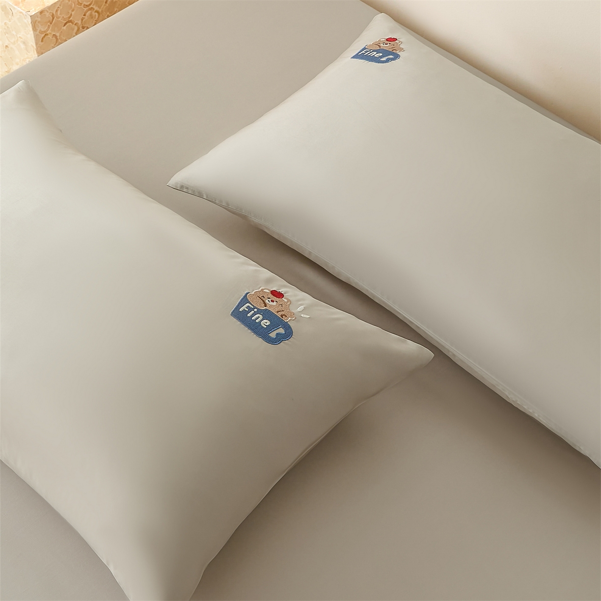 91家纺网 家纺一手货源 找家纺 DC 2026新款莱赛尔天丝卡通刺绣单品床笠 冰川灰