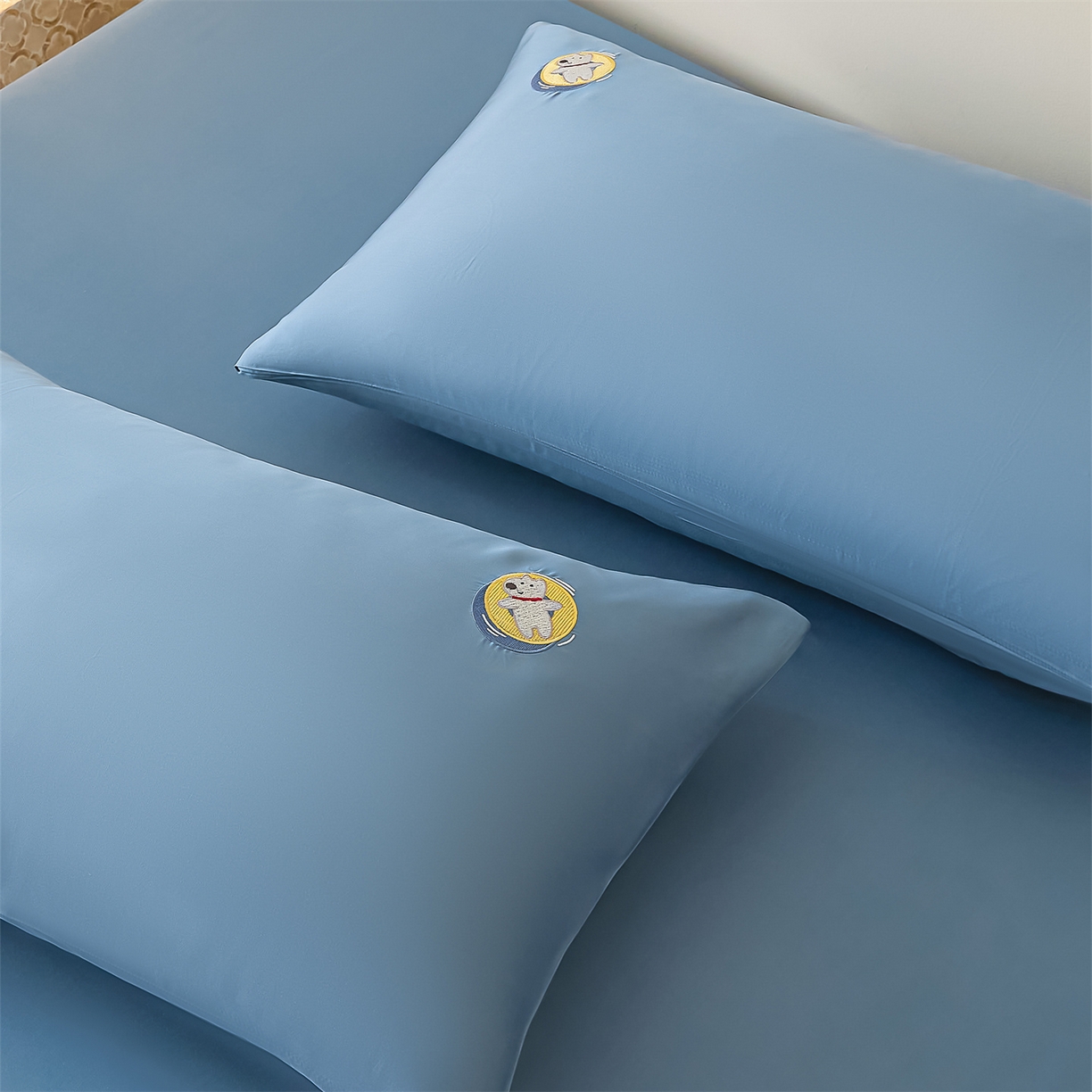 91家纺网 家纺一手货源 找家纺 DC 2026新款莱赛尔天丝卡通刺绣单品床笠 梵高蓝