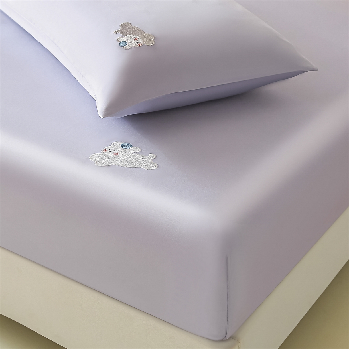 91家纺网 家纺一手货源 找家纺 DC 2026新款莱赛尔天丝卡通刺绣单品床笠 风信紫