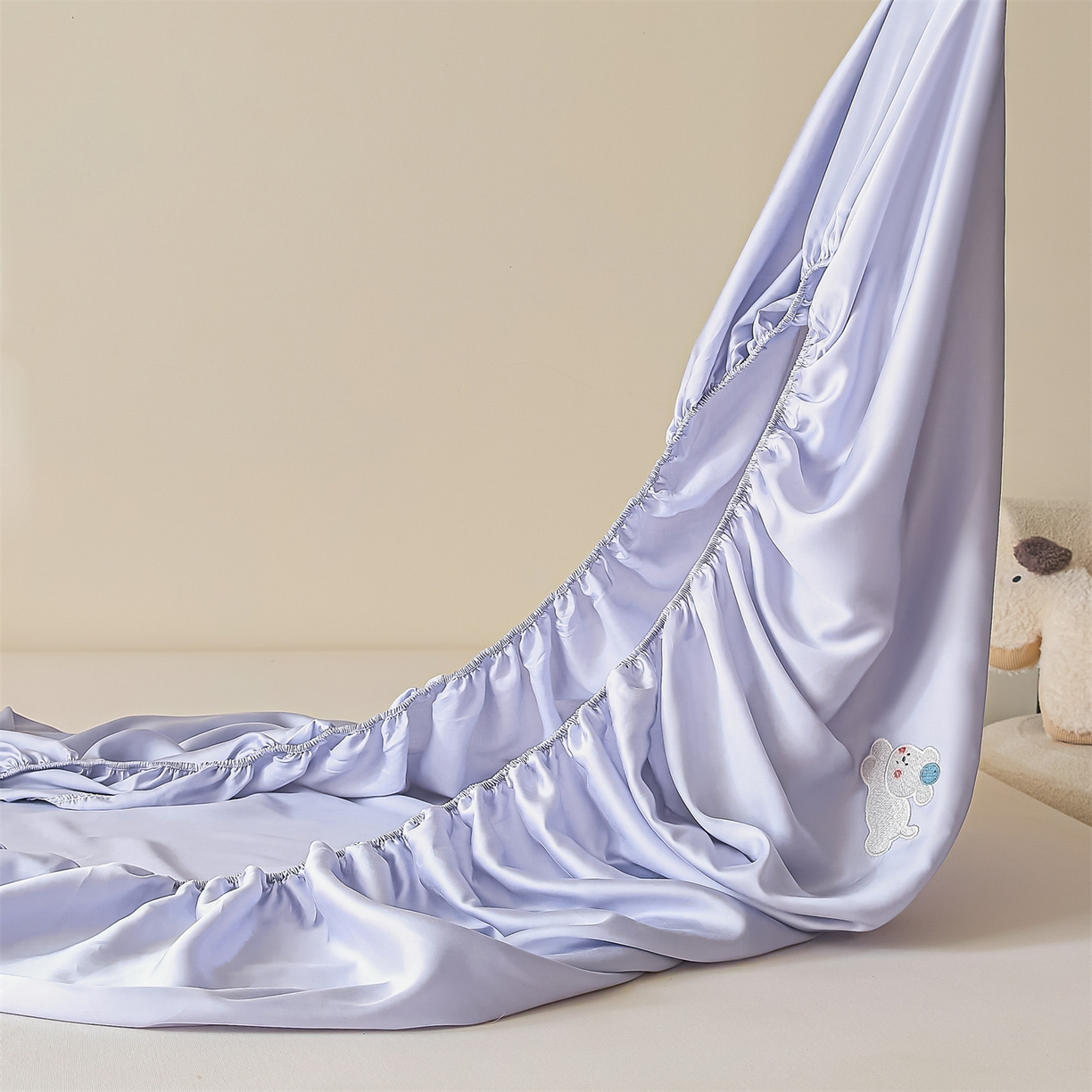 91家纺网 家纺一手货源 找家纺 DC 2026新款莱赛尔天丝卡通刺绣单品床笠 风信紫