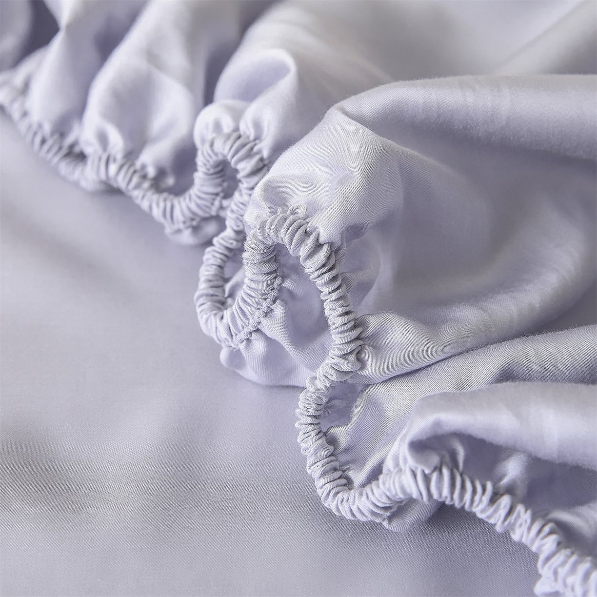 91家纺网 家纺一手货源 找家纺 DC 2026新款莱赛尔天丝卡通刺绣单品床笠 风信紫