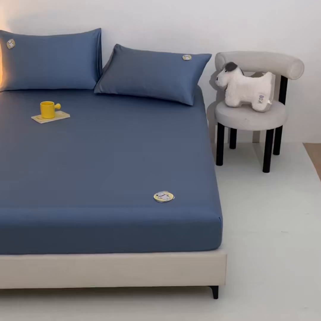 91家纺网 家纺一手货源 找家纺 DC 2026新款莱赛尔天丝卡通刺绣单品床笠 梵高蓝