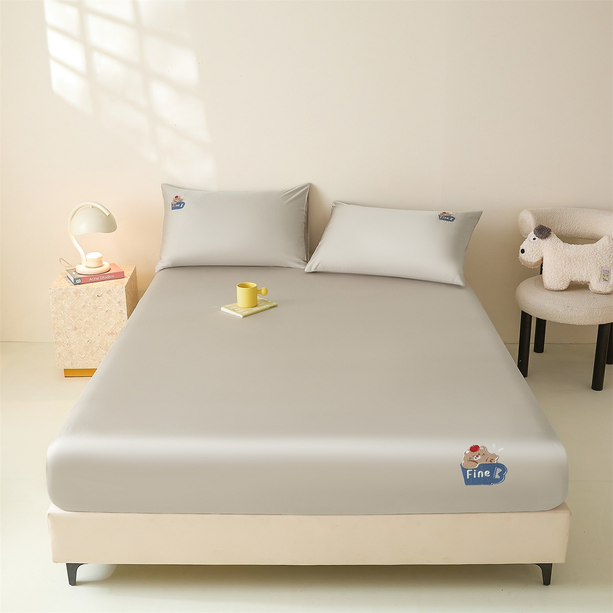 91家纺网 家纺一手货源 找家纺 DC 2026新款莱赛尔天丝卡通刺绣单品床笠 冰川灰