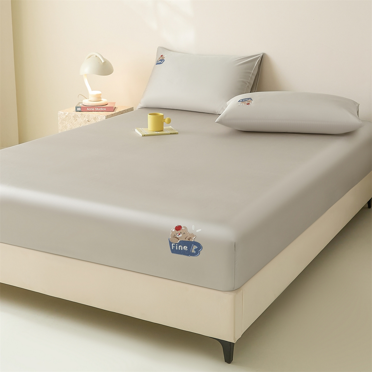 91家纺网 家纺一手货源 找家纺 DC 2026新款莱赛尔天丝卡通刺绣单品床笠 冰川灰