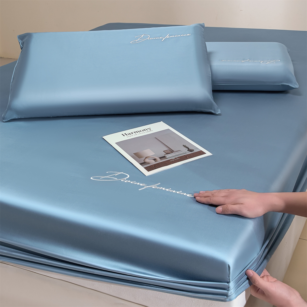 91家纺网 家纺一手货源 找家纺 DC 2026新款莱赛尔天丝轻奢刺绣单品床笠 梵高蓝