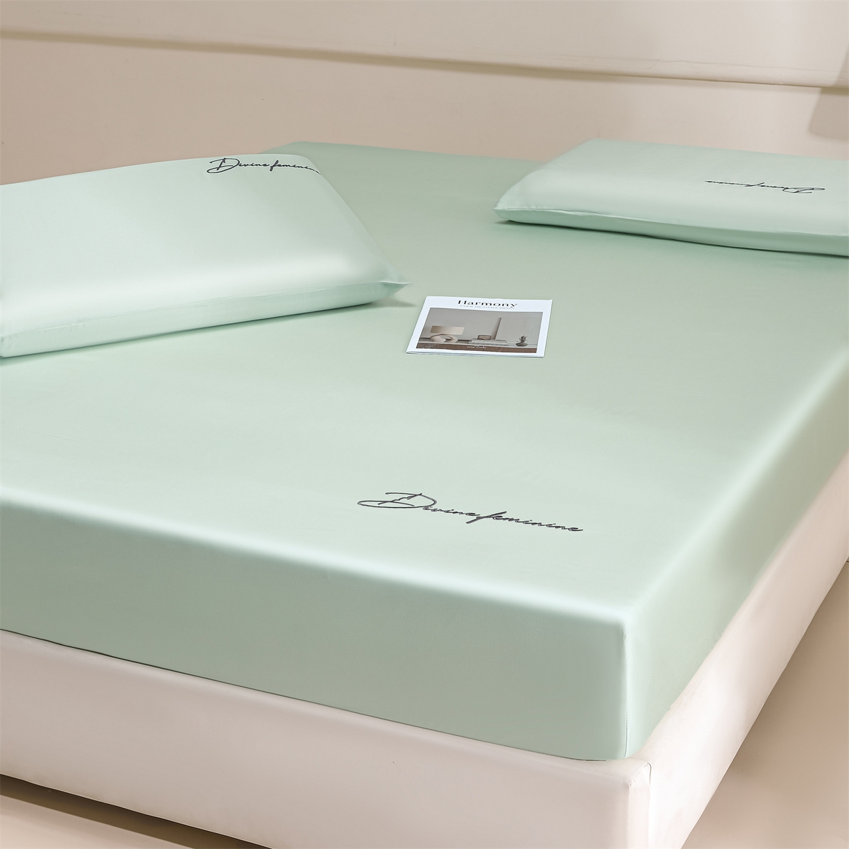 91家纺网 家纺一手货源 找家纺 DC 2026新款莱赛尔天丝轻奢刺绣单品床笠 亚丁绿