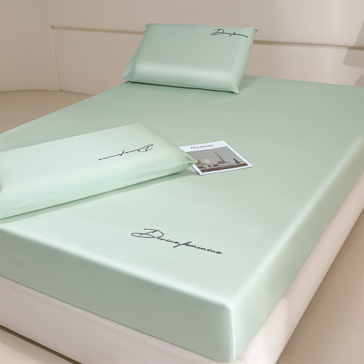 91家纺网 家纺一手货源 找家纺 DC 2026新款莱赛尔天丝轻奢刺绣单品床笠 亚丁绿