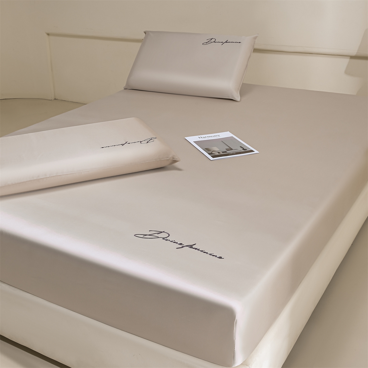 91家纺网 家纺一手货源 找家纺 DC 2026新款莱赛尔天丝轻奢刺绣单品床笠 浅茶