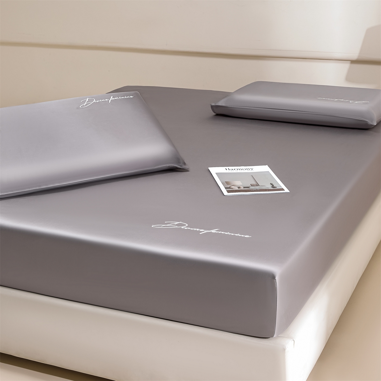 91家纺网 家纺一手货源 找家纺 DC 2026新款莱赛尔天丝轻奢刺绣单品床笠 经典灰