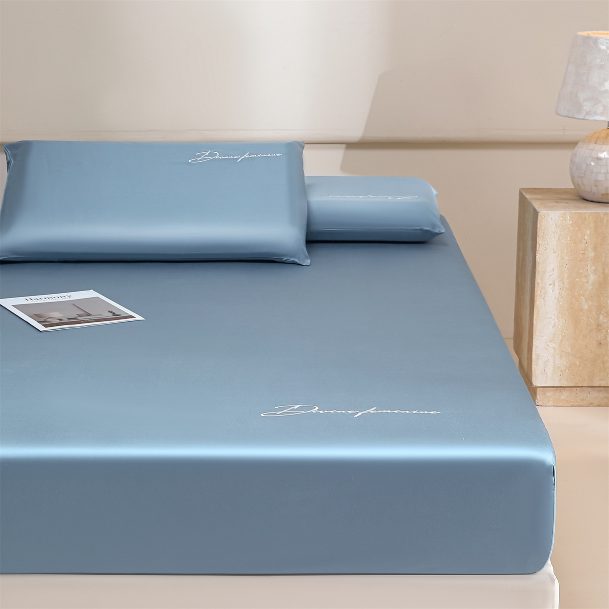 91家纺网 家纺一手货源 找家纺 DC 2026新款莱赛尔天丝轻奢刺绣单品床笠 梵高蓝