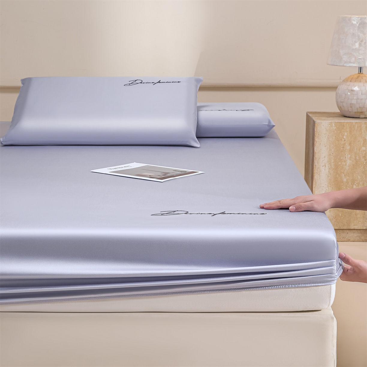 91家纺网 家纺一手货源 找家纺 DC 2026新款莱赛尔天丝轻奢刺绣单品床笠 风信紫