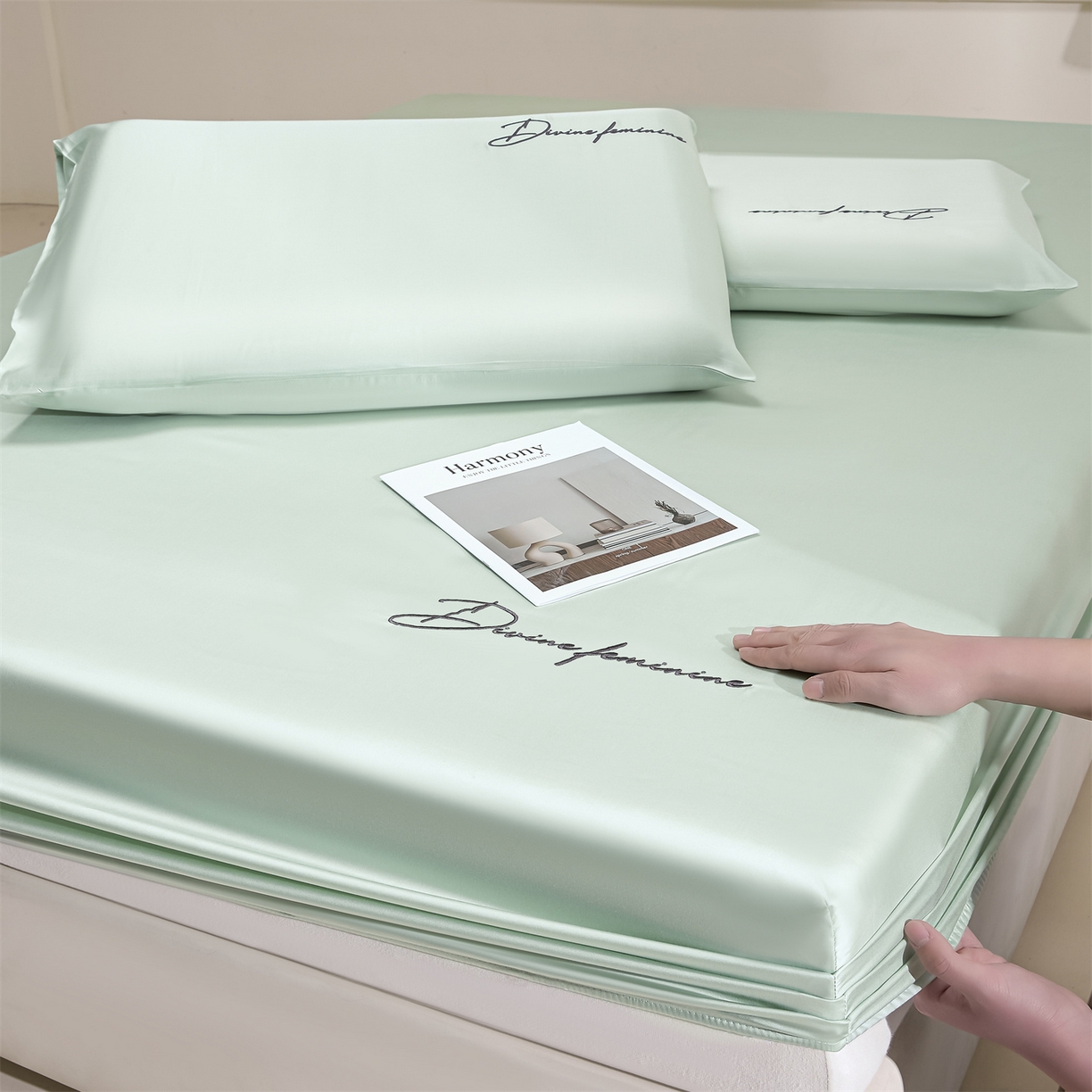 DC 2026新款莱赛尔天丝轻奢刺绣单品床笠 亚丁绿