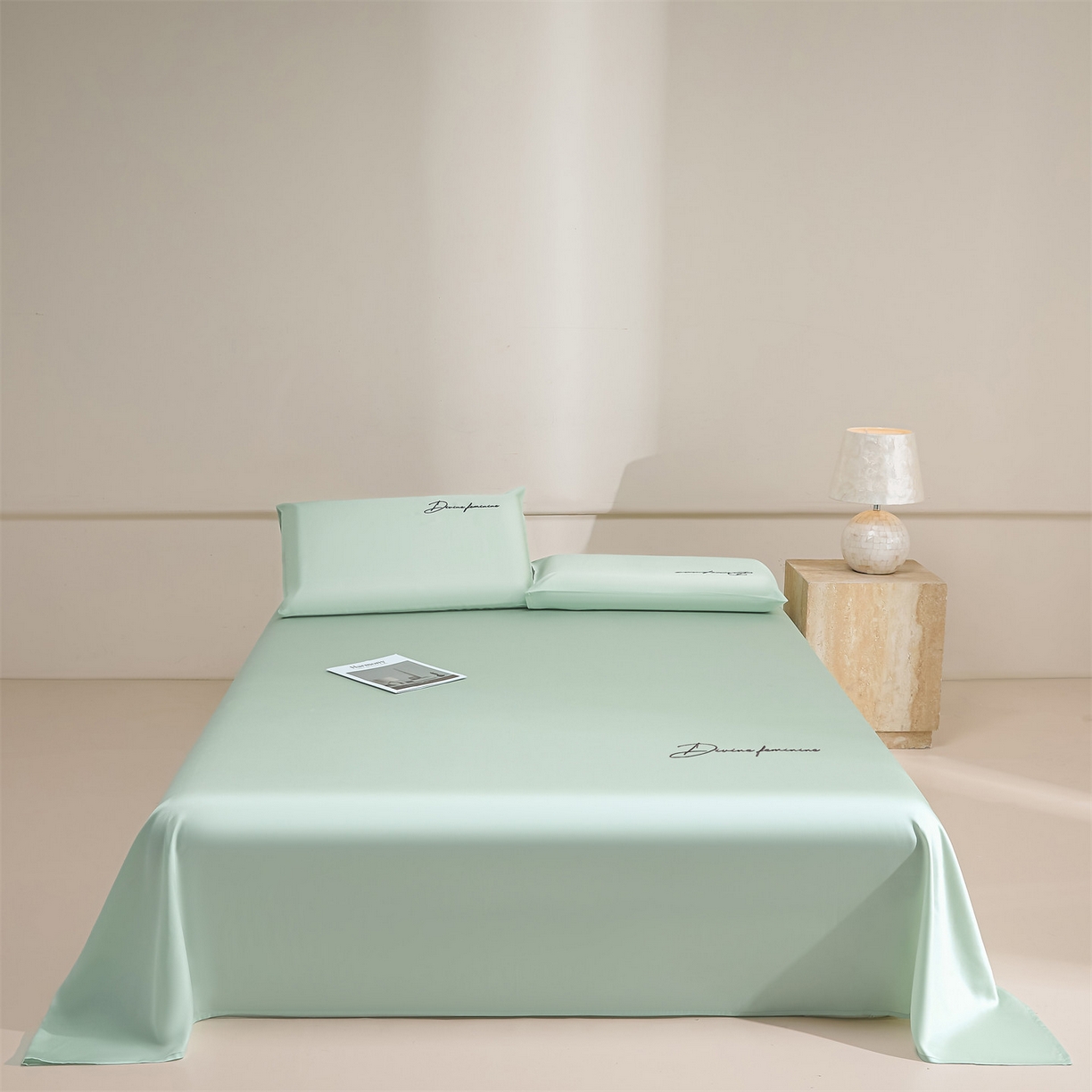 91家纺网 家纺一手货源 找家纺 DC 2026新款莱赛尔天丝轻奢刺绣单品床单 亚丁绿