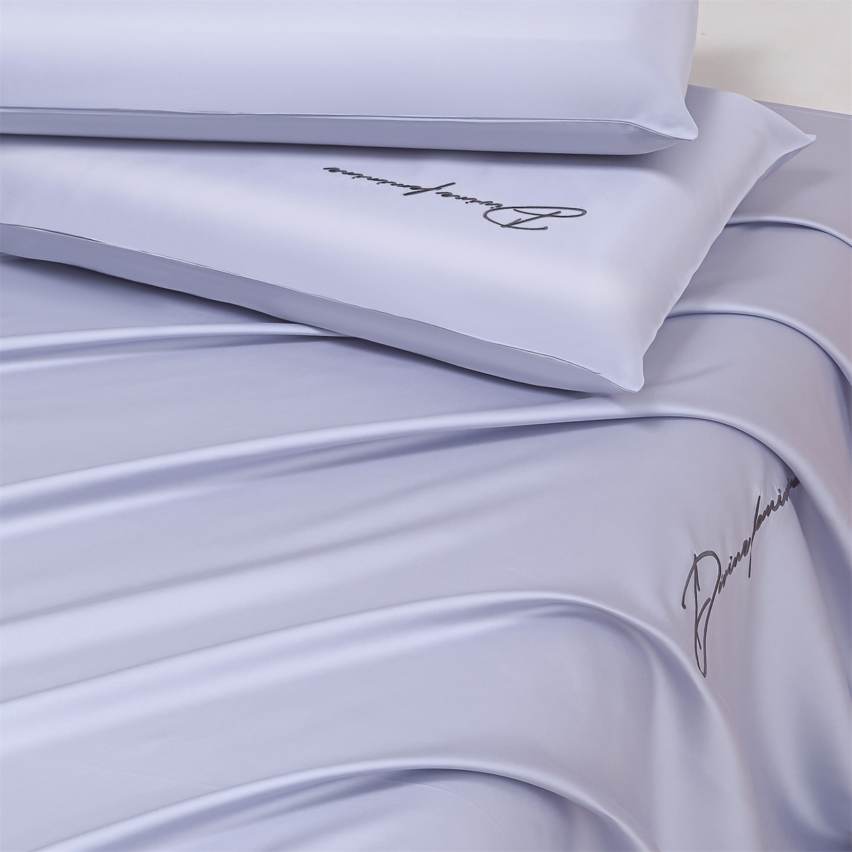 91家纺网 家纺一手货源 找家纺 DC 2026新款莱赛尔天丝轻奢刺绣单品床单 风信紫