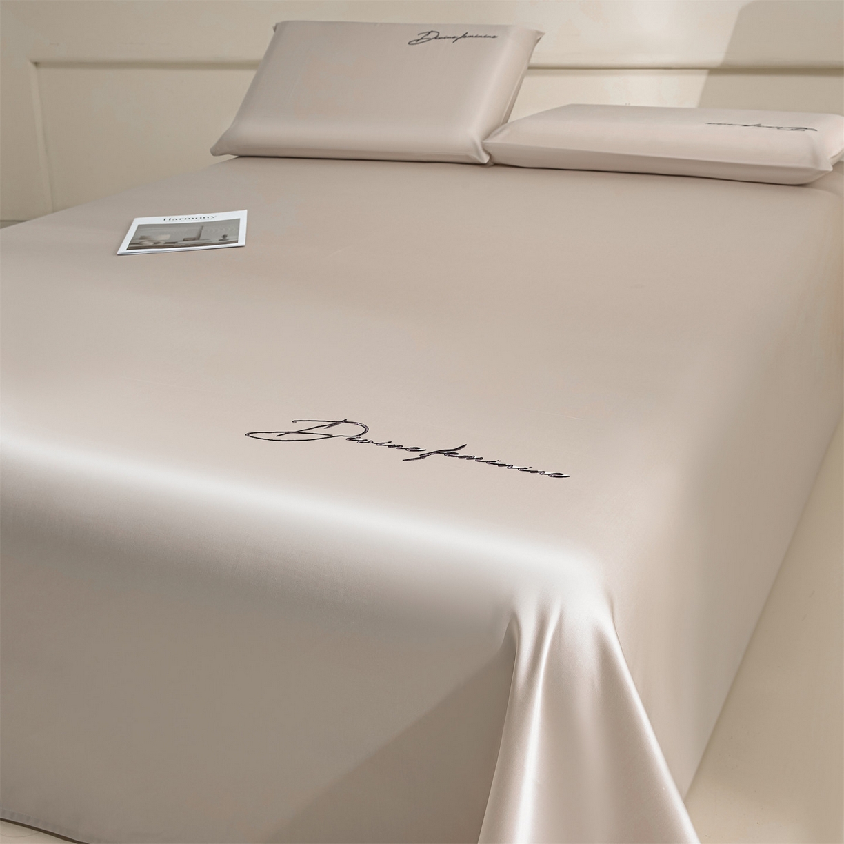 91家纺网 家纺一手货源 找家纺 DC 2026新款莱赛尔天丝轻奢刺绣单品床单 浅茶