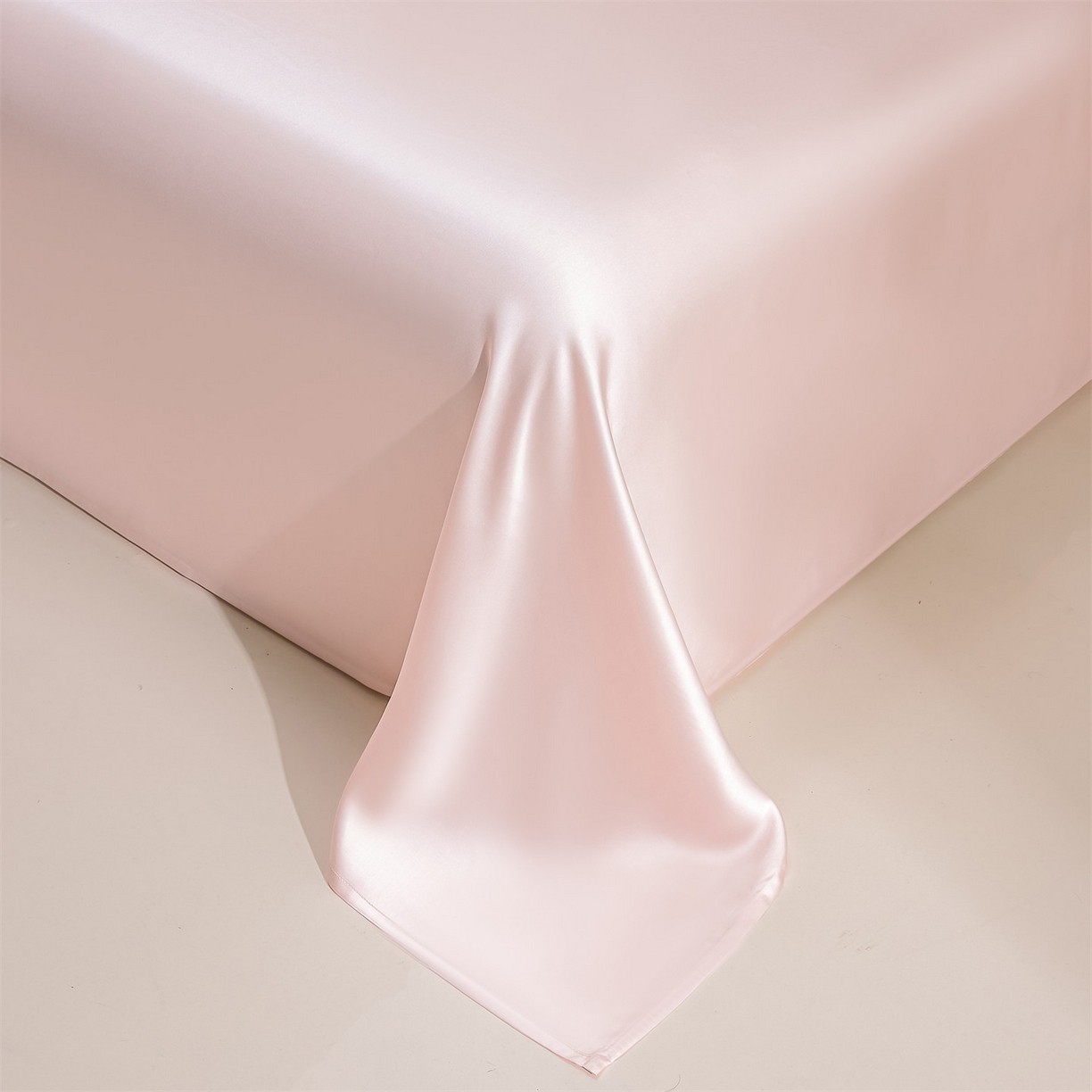 91家纺网 家纺一手货源 找家纺 DC 2026新款莱赛尔天丝轻奢刺绣单品床单 冰雾粉