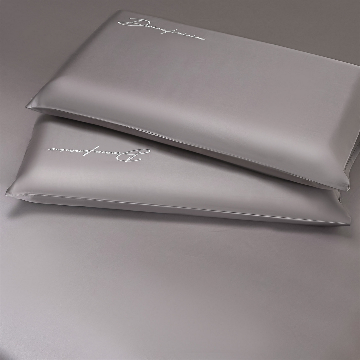 91家纺网 家纺一手货源 找家纺 DC 2026新款莱赛尔天丝轻奢刺绣单品床单 经典灰