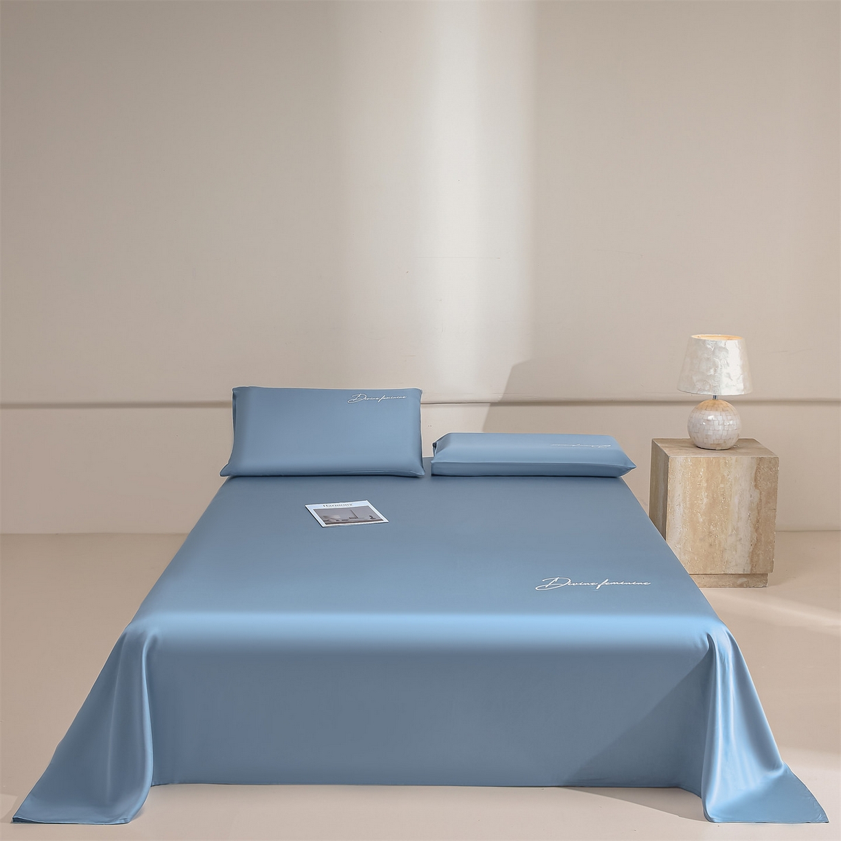 91家纺网 家纺一手货源 找家纺 DC 2026新款莱赛尔天丝轻奢刺绣单品床单 梵高蓝