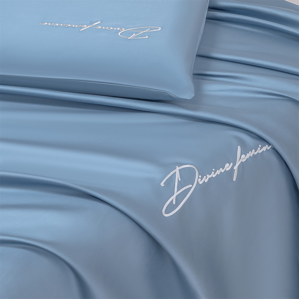 91家纺网 家纺一手货源 找家纺 DC 2026新款莱赛尔天丝轻奢刺绣单品床单 梵高蓝