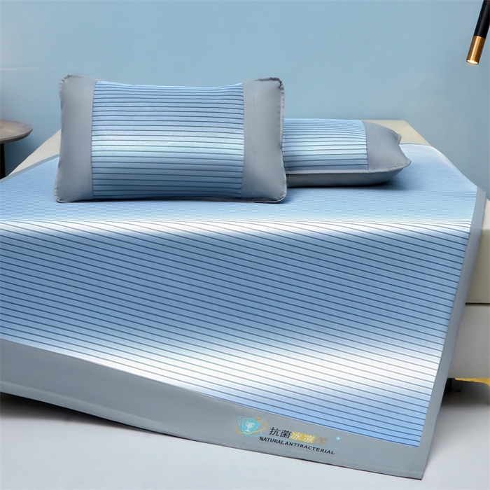 91家纺网 家纺一手货源 找家纺 航途席业 2026新款抗菌冰凉席饼干条纹无纺布凉席席子 素夏 静谧蓝