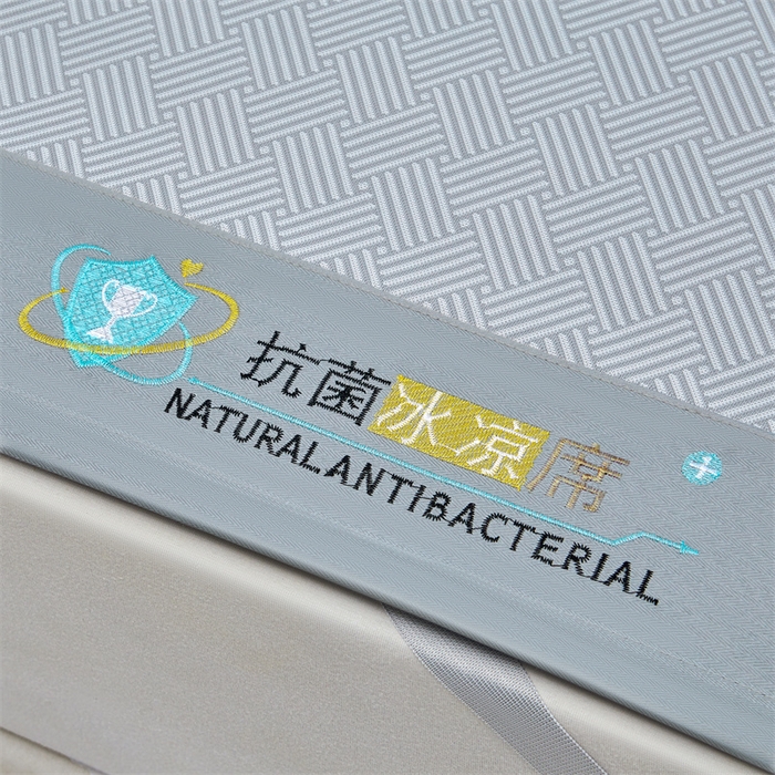 91家纺网 家纺一手货源 找家纺 航途席业 2026新款抗菌冰凉席饼干条纹无纺布凉席席子 思绪 绅士灰