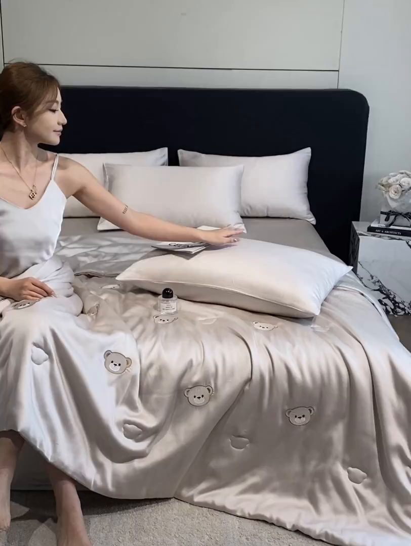 91家纺网 家纺一手货源 找家纺 （总）无界 2026新款水洗真丝夏被-散点-贝尔